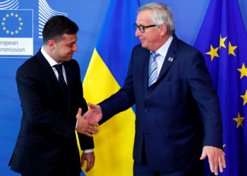 Ουκρανία: Τη βοήθεια της ΕΕ απέναντι στη Ρωσία ζητά ο Ζελένσκι