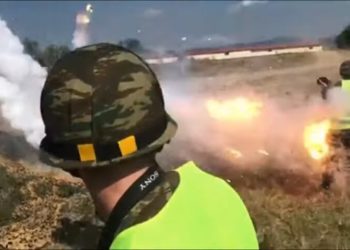 Παρολίγον ατύχημα με καπνογόνο σε άσκηση του Στρατού Ξηράς – ΒΙΝΤΕΟ