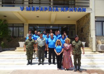 Στο στρατόπεδο «ΠΑΠΑΓΟΥ» παρευρέθη αντιπροσωπεία σπουδαστών του Ελληνοαμερικανικού Ινστιτούτου