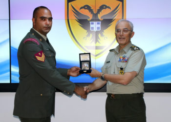 ΓΕΣ βράβευση