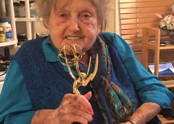 Εύα Μόζες Κορ