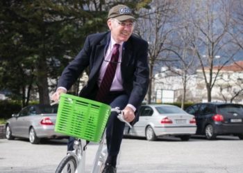 Σοβαρό ατύχημα με το ποδήλατο είχε ο Τζέφρι Πάιατ