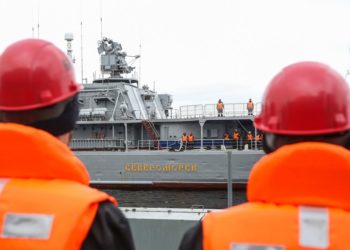 Φωτιά σε ρωσικό υποβρύχιο με 14 νεκρούς