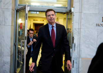 Κόμι - πρώην Διευθυντής FBI