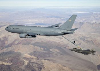 F-35: Εντυπωσιακά πλάνα με αμερικανικό μαχητικό να ανεφοδιάζεται στον αέρα [vid]