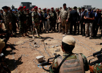 DW: Ο «ελληνικός καύσωνας» της Γερμανίδας υπουργού Άμυνας στο Ιράκ