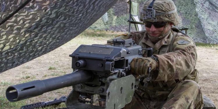 ΝΑΤΟ: Αμερικανοί στρατιώτες δοκιμάζουν τα νέα όπλα τους στη Βουλγαρία [pic]