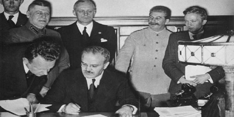 Σύμφωνο Ρίμπεντροπ-Μολότοφ