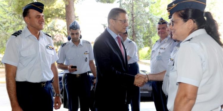 Επισκέψεις του ΥΦΕΘΑ Αλκιβιάδη Στεφανή σε ΓΝΑ και Ναυτικό Νοσοκομείο [pics]