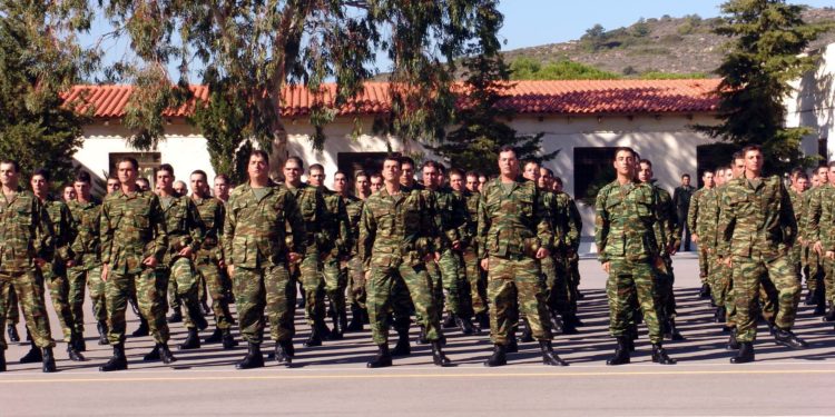 Στρατιωτική ποίηση, σκέτο ποίημα!