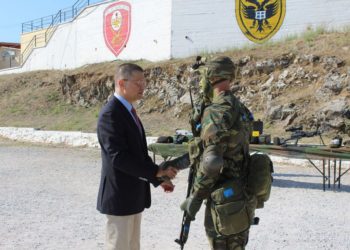 Στεφανής Λέσβο