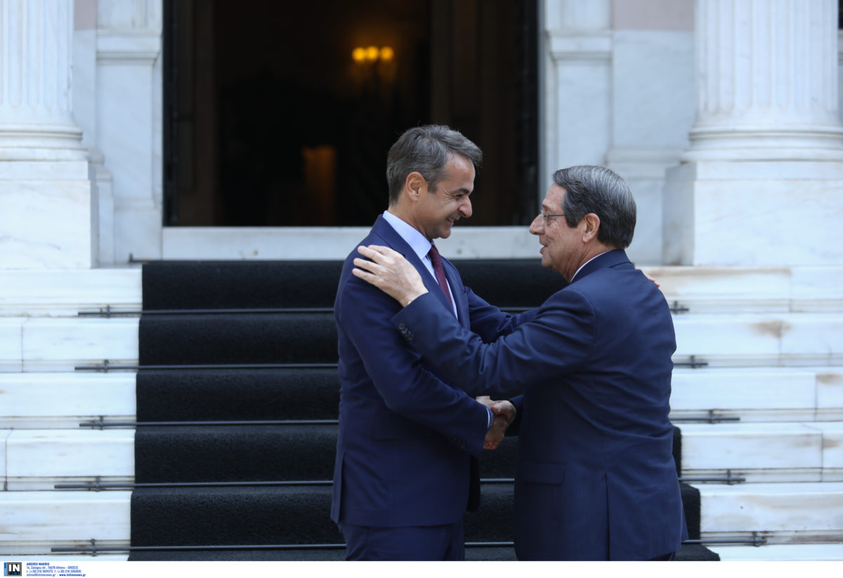 επικοινωνία Αναστασιάδη - Μητσοτάκη