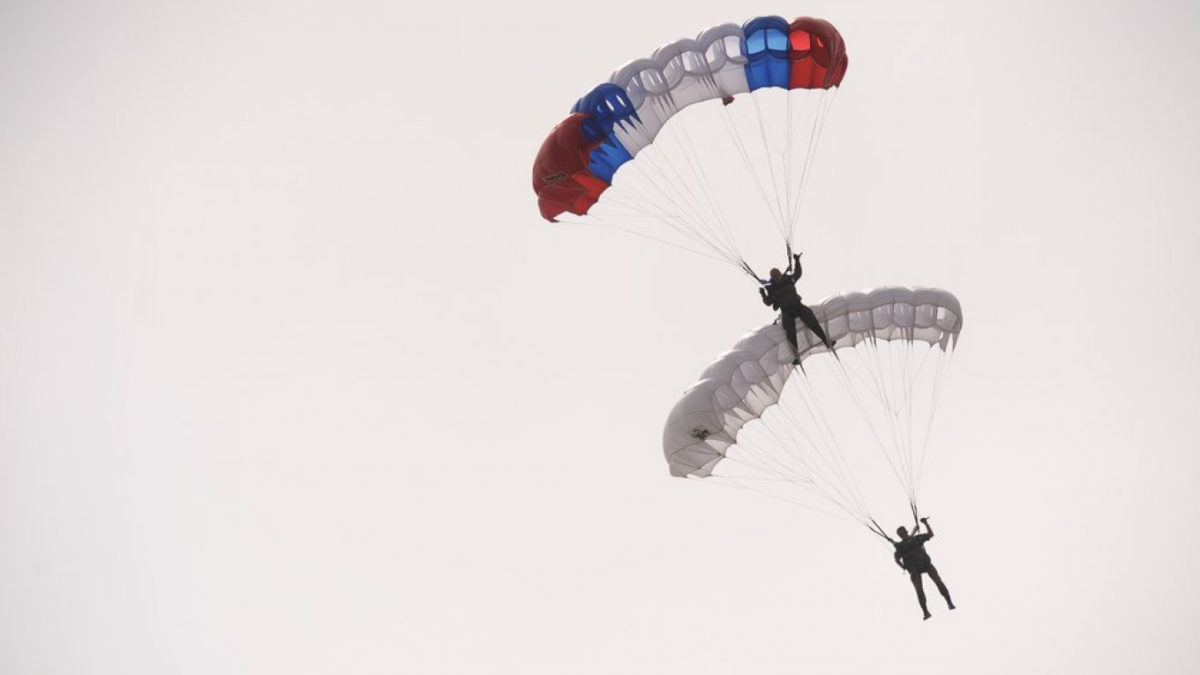 ρωσικά αλεξίπτωτα