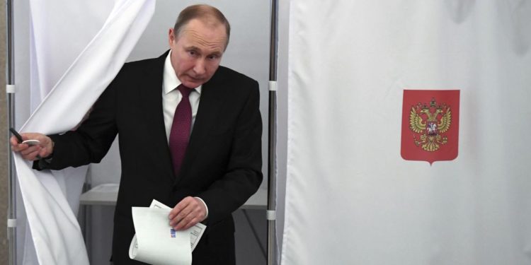 Ρωσία: «Ήττα» για τον Πούτιν – Χάνει το 1/3 των εδρών στην Μόσχα