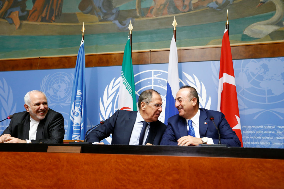 Υπουργοί Εξωτερικών εναντίον Τραμπ