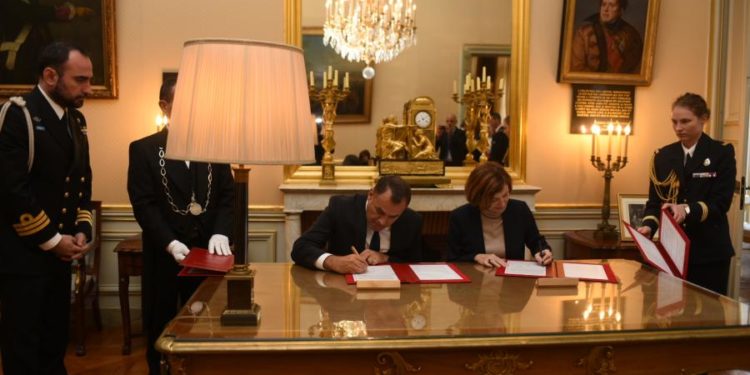 Belh@rra: Υπεγράφη το προσύμφωνο για τις φρεγάτες από τον ΥΕΘΑ