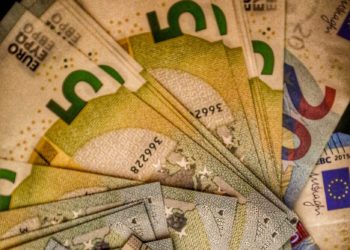 Μητσοτάκης - Αναδρομικά