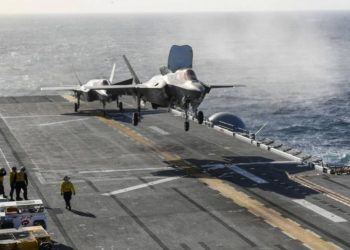 F-35B: 12 μαχητικά σήκωσε το US Navy σε μία από τις μεγαλύτερες ασκήσεις τους