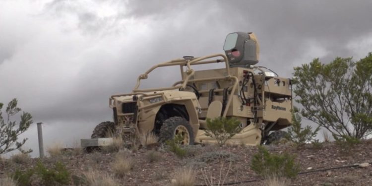 USAF: Η Πολεμική Αεροπορία των ΗΠΑ εξοπλίζεται με τα πρώτα όπλα λέιζερ [vid]