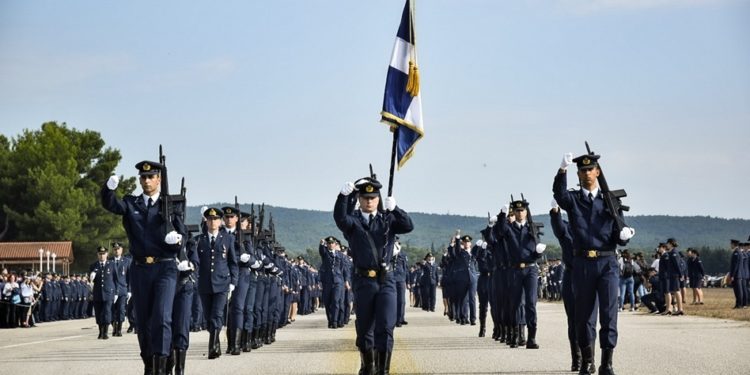 ΓΕΑ: Ορκίστηκαν οι πρωτοετείς Δόκιμοι της Σχολής Υπαξιωματικών Αεροπορίας [pics]