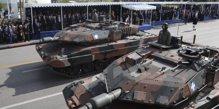 παρελάσεις