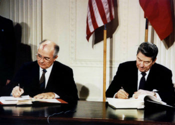 Γκορμπατσόφ