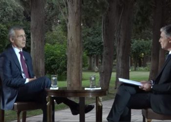 Στόλτενμπεργκ: «Αυτό που συμβαίνει τώρα υπονομεύει την μάχη κατά του ISIS»