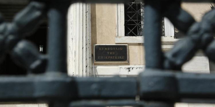 αναδρομικά