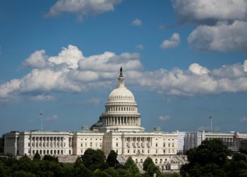 γερουσιαστής - covid-19