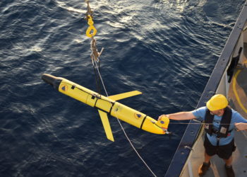 Τι γυρεύει η NASA στην Σαντορίνη;