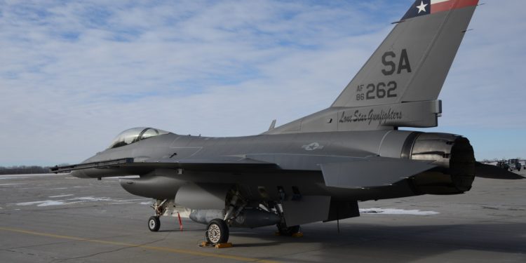 f-16