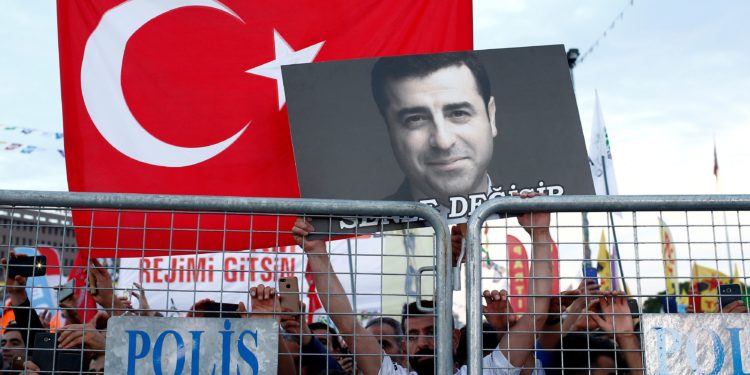 Τουρκία: Στο νοσοκομείο ο φυλακισμένος Κούρδος πολιτικός Σελαχατίν Ντεμιρτάς