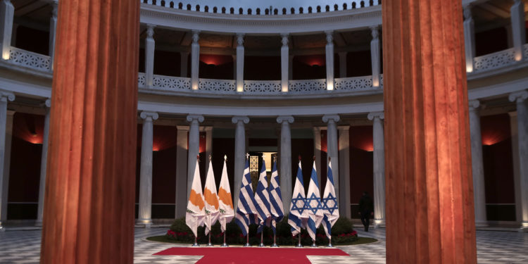 EastMed: Η ιστορική συμφωνία στέλνει ένα μήνυμα στην Τουρκία