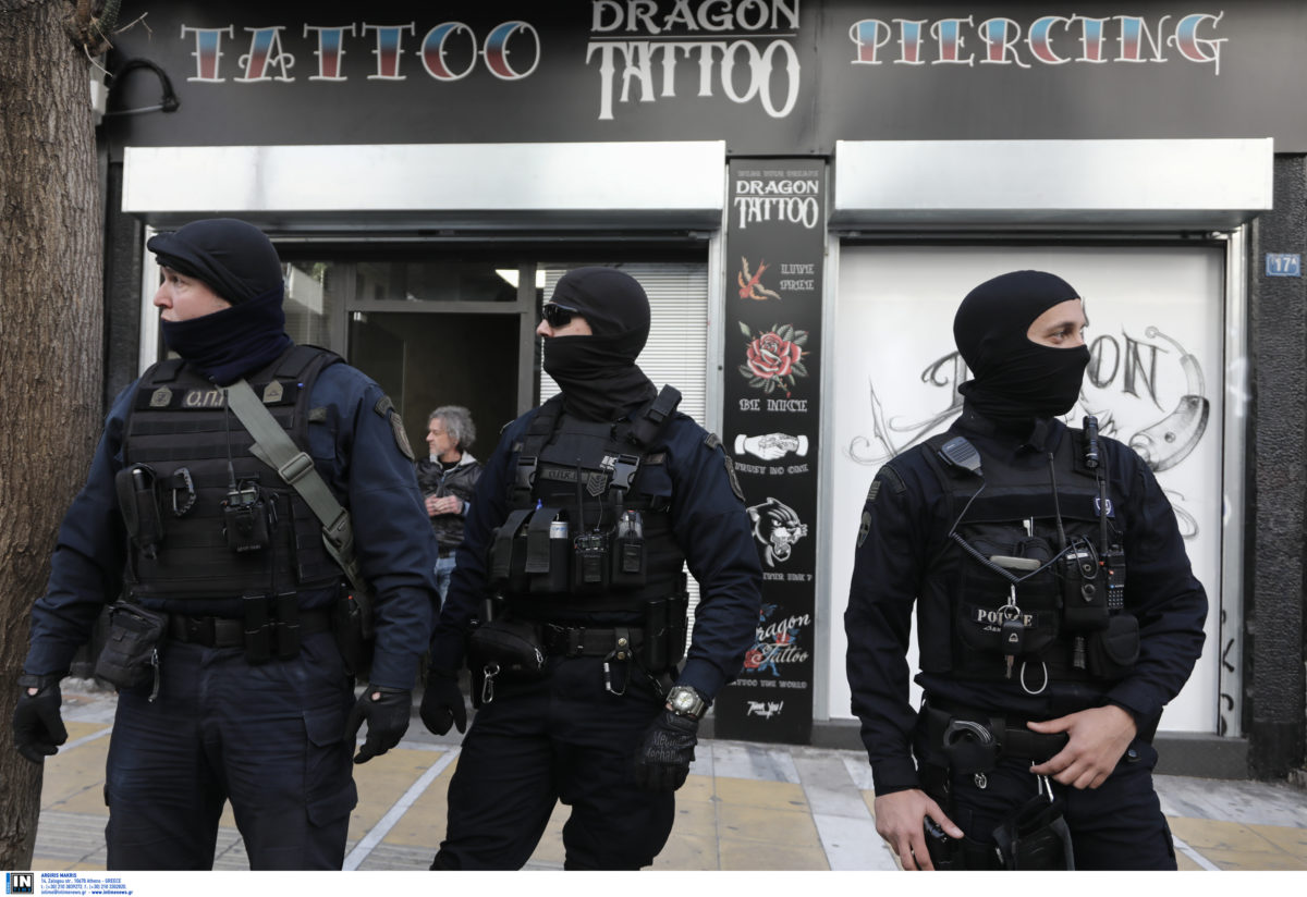 πυροβολισμοί