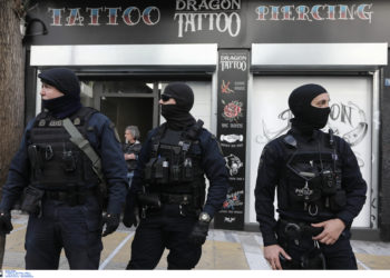 πυροβολισμοί