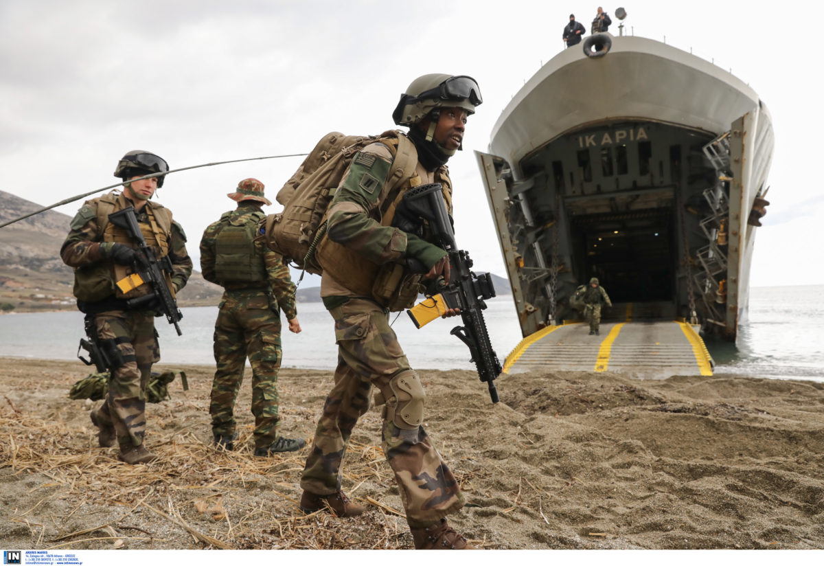 Hurriyet - αμερικανική βάση - νησιά