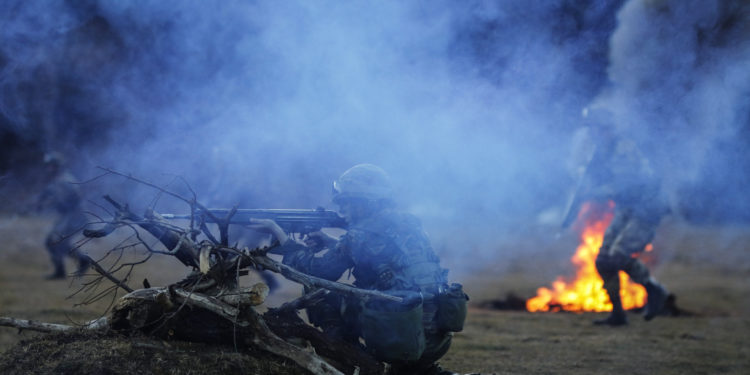 Εντυπωσιακές εικόνες από χειμερινή εκπαίδευση των σπουδαστών της ΣΜΥ [pics]