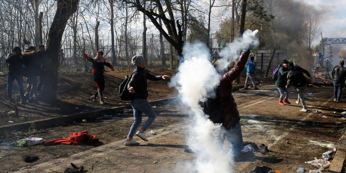 [Εικόνα: prosfygesDakrigona-1140x570.jpg]