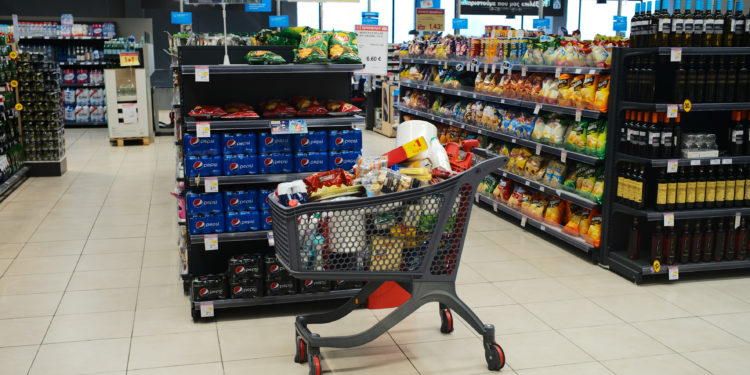 Κορονοϊός: Πώς θα λειτουργήσουν από αύριο Κυριακή τα σούπερ μάρκετ