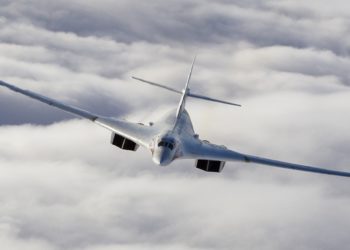 Το μεγαλύτερο, ταχύτερο και ισχυρότερο βομβαρδιστικό που πέταξε ποτέ γίνεται ακόμα καλύτερο! (vid)