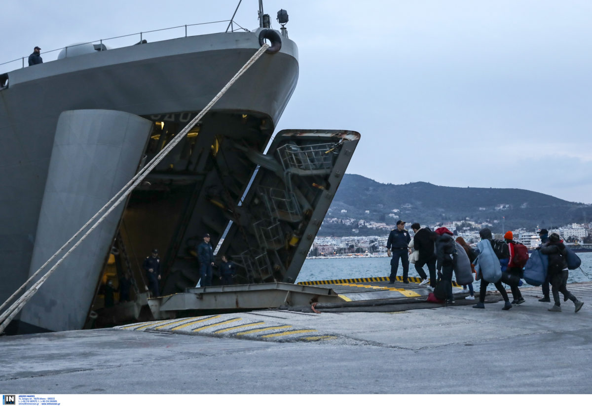 πρόσφυγες μετανάστες