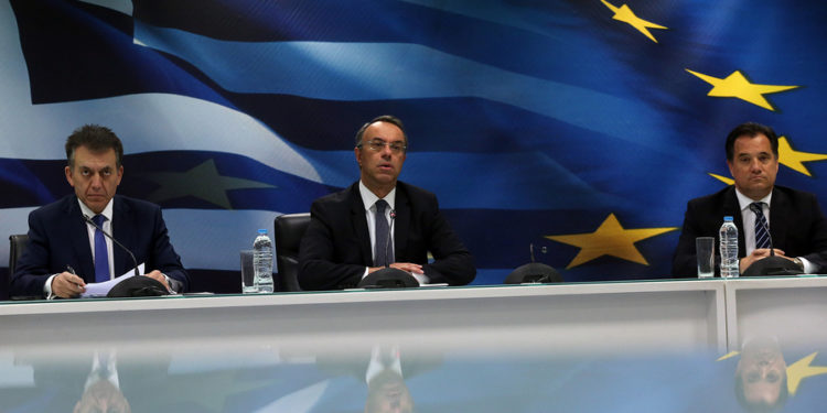 Στήριξη επιχειρήσεων και εργαζομένων