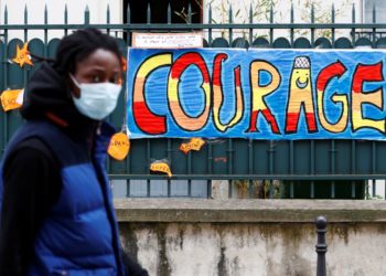 Γαλλία: Απαραίτητες οι μάσκες για μαθητές από 11 ως 18 χρόνων