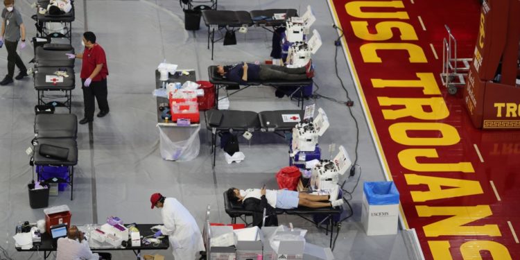 ΗΠΑ - ΚΟΡΟΝΟΪΟΣ