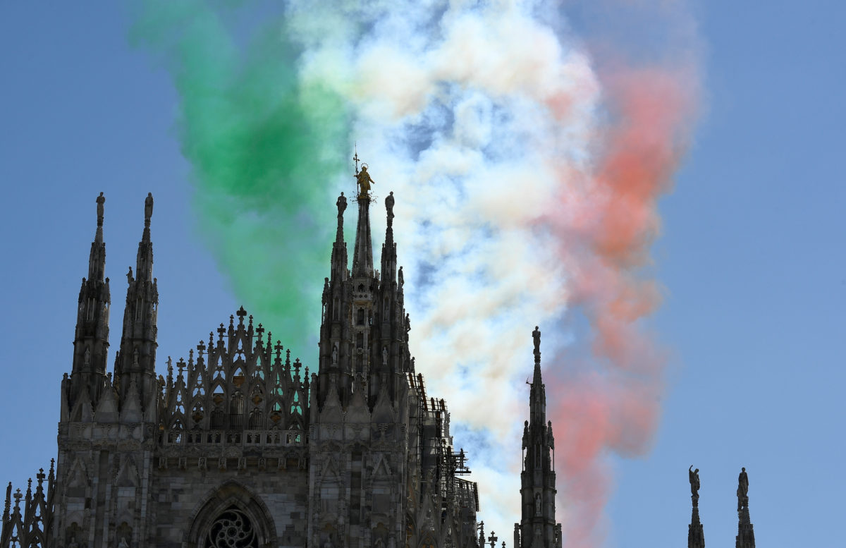 ΚΟΡΟΝΟΪΟΣ - ΙΤΑΛΙΑ