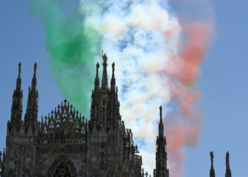 ΚΟΡΟΝΟΪΟΣ - ΙΤΑΛΙΑ