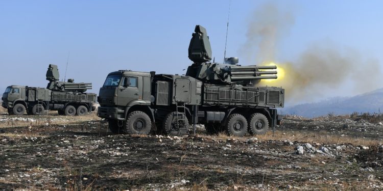 Bayraktar VS Pantsir: Έχει κερδίσει η Τουρκία το πλεονέκτημα έναντι του ρωσικού αντιαεροπορικού;