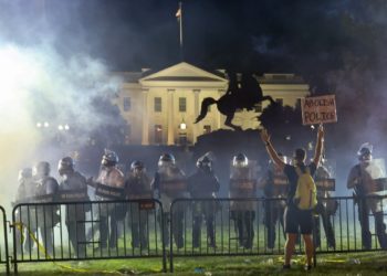 Τραμπ - Λευκός Οίκος