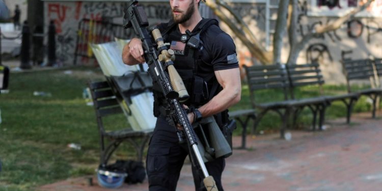 Τραμπ - Φλόιντ