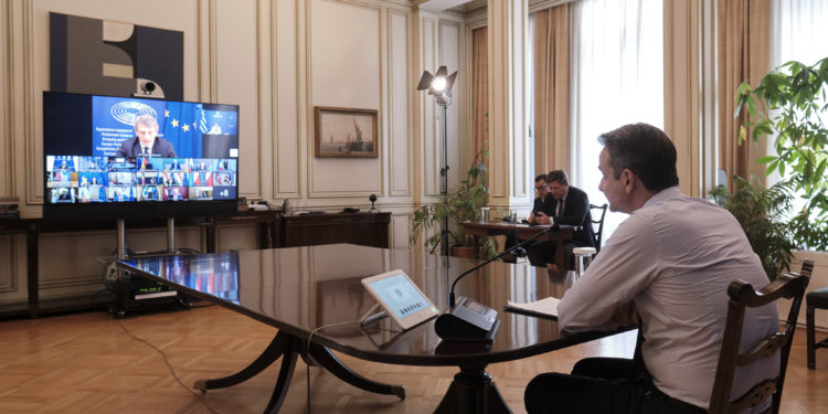 Μητσοτάκης σε Σύνοδο ΕΕ: Παράδοξο να μην συζητάμε παραβίαση των δικαιωμάτων Ελλάδας και Κύπρου από την Τουρκία